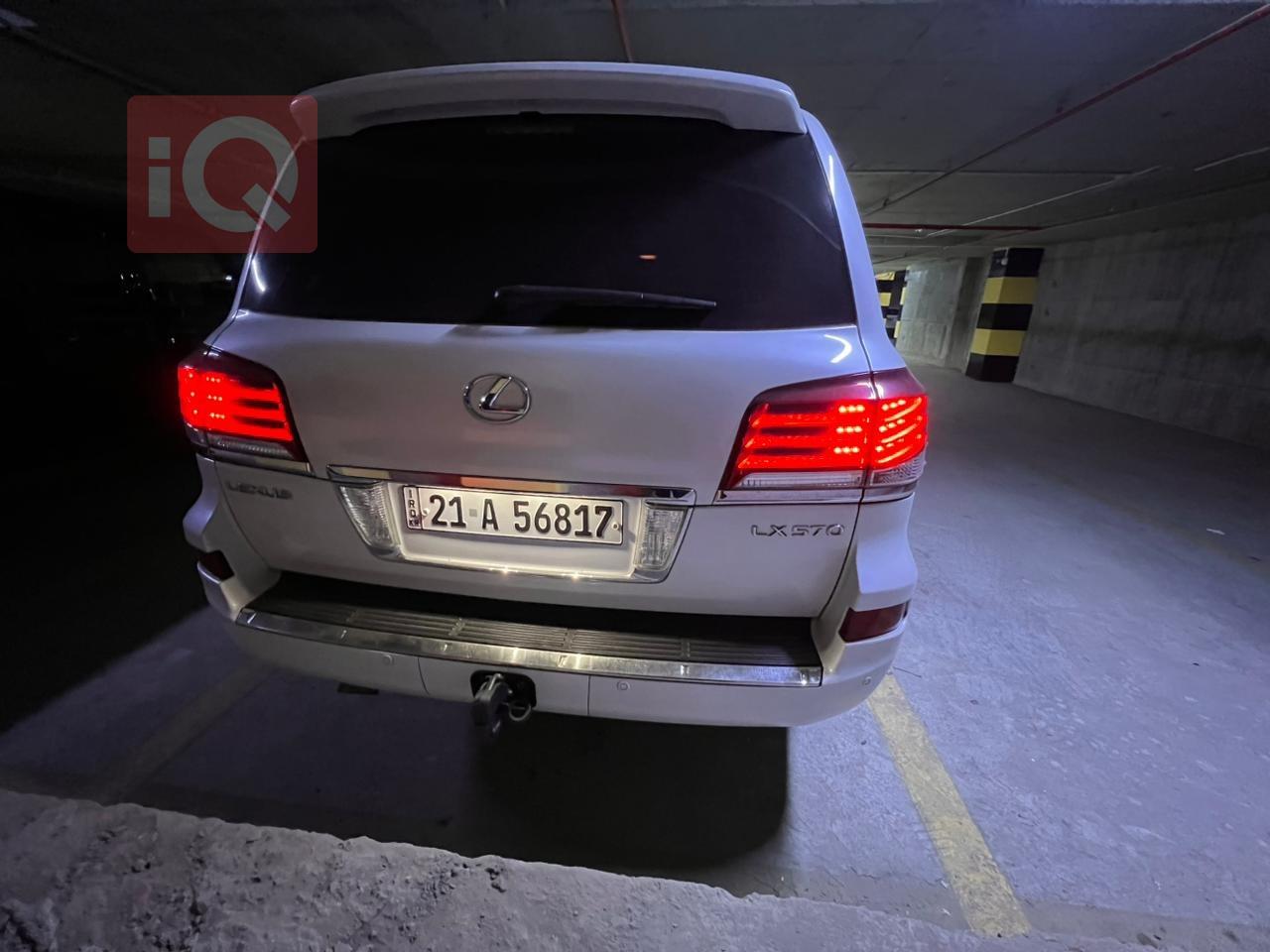 Lexus LX
